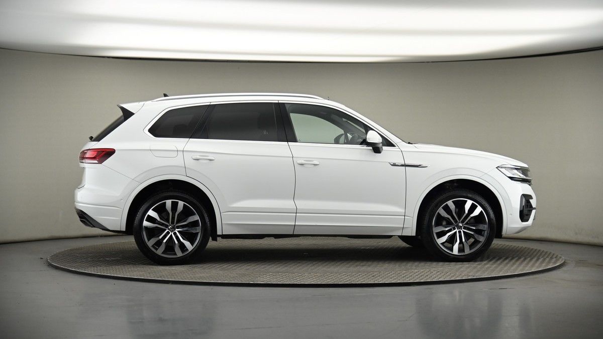 More views of Volkswagen Touareg