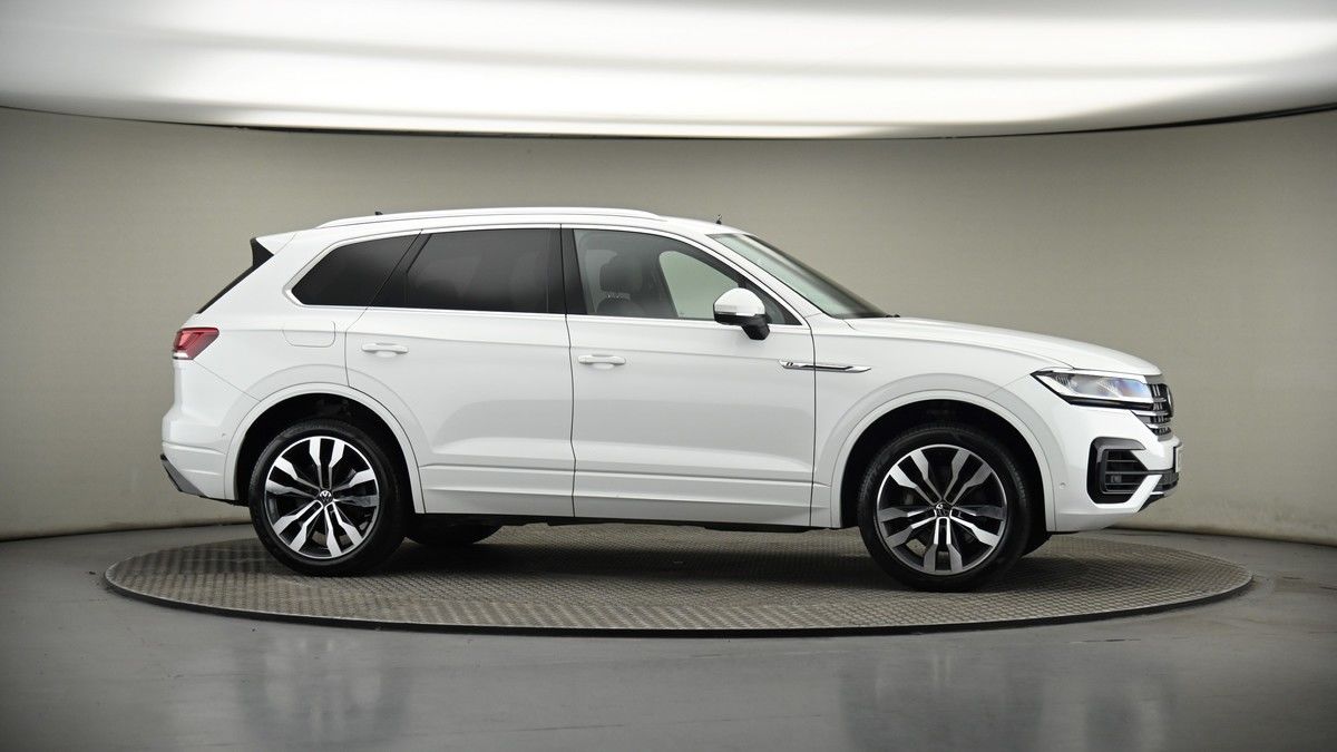 More views of Volkswagen Touareg