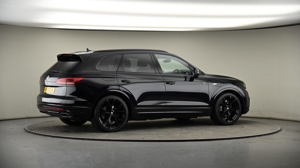 More views of Volkswagen Touareg