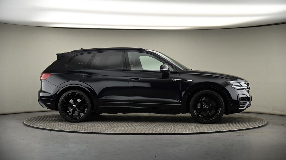 More views of Volkswagen Touareg