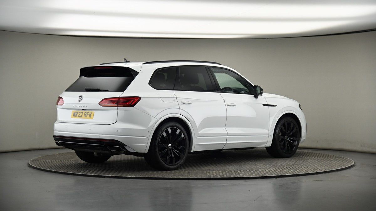 Volkswagen Touareg Image 7