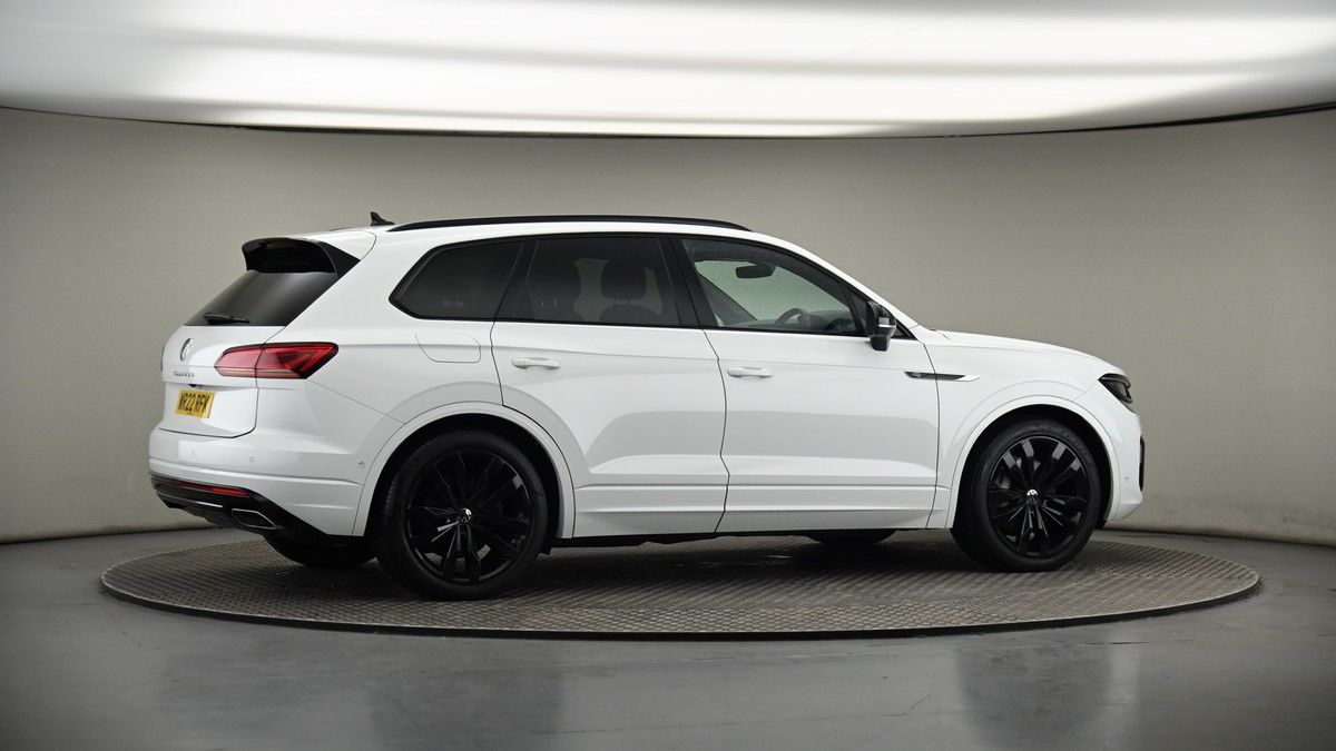 More views of Volkswagen Touareg