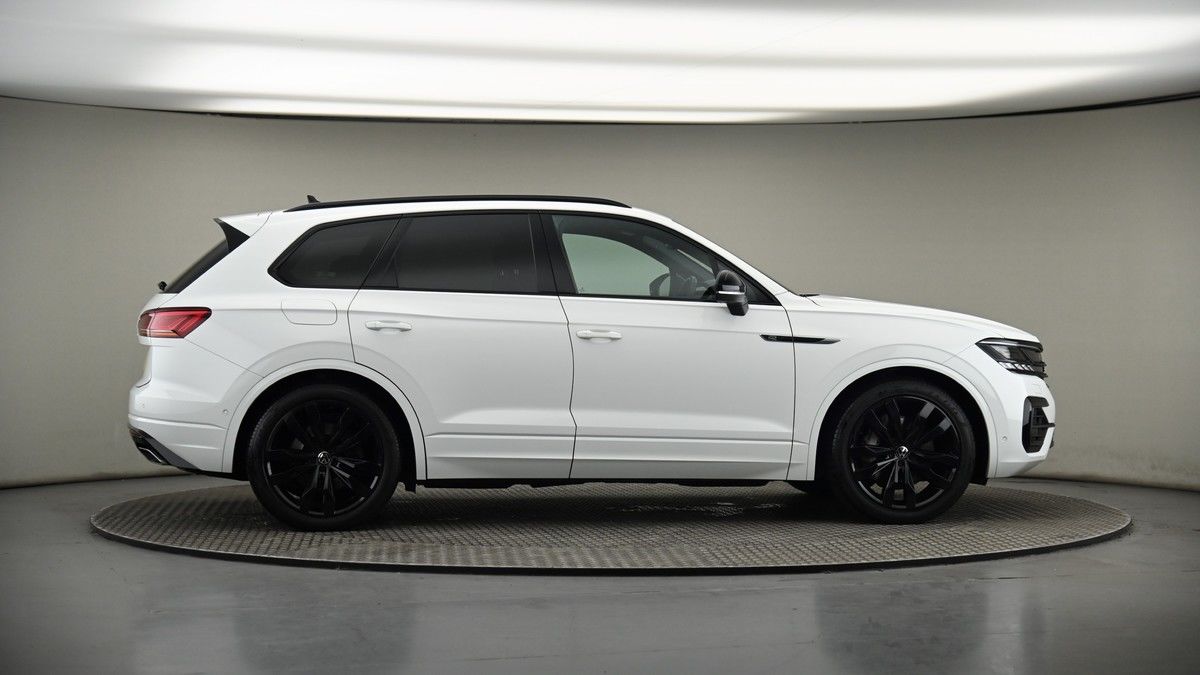 More views of Volkswagen Touareg