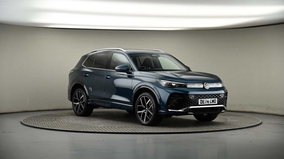 More views of Volkswagen Tiguan