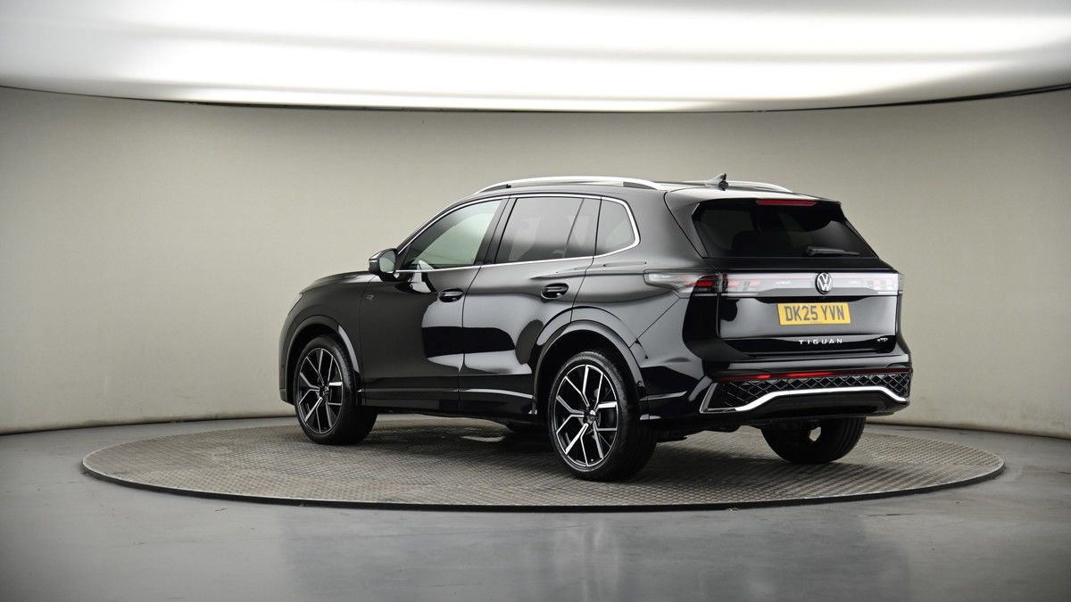More views of Volkswagen Tiguan