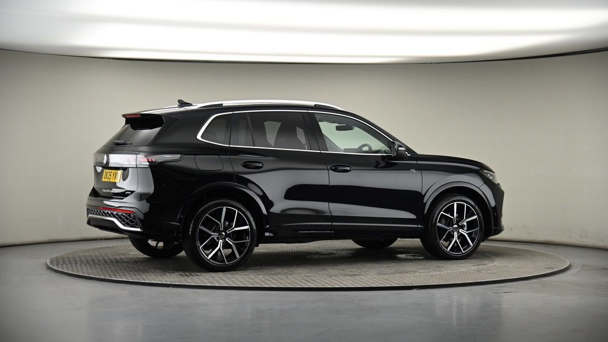 More views of Volkswagen Tiguan