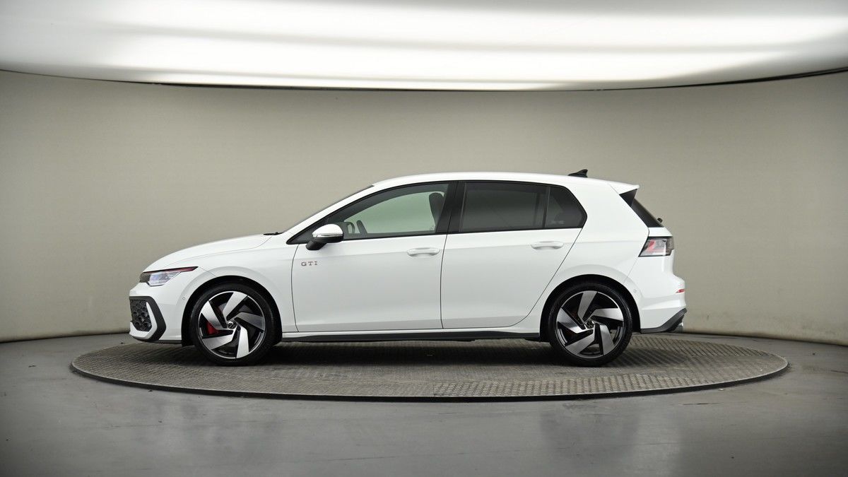 Volkswagen Golf Image 18