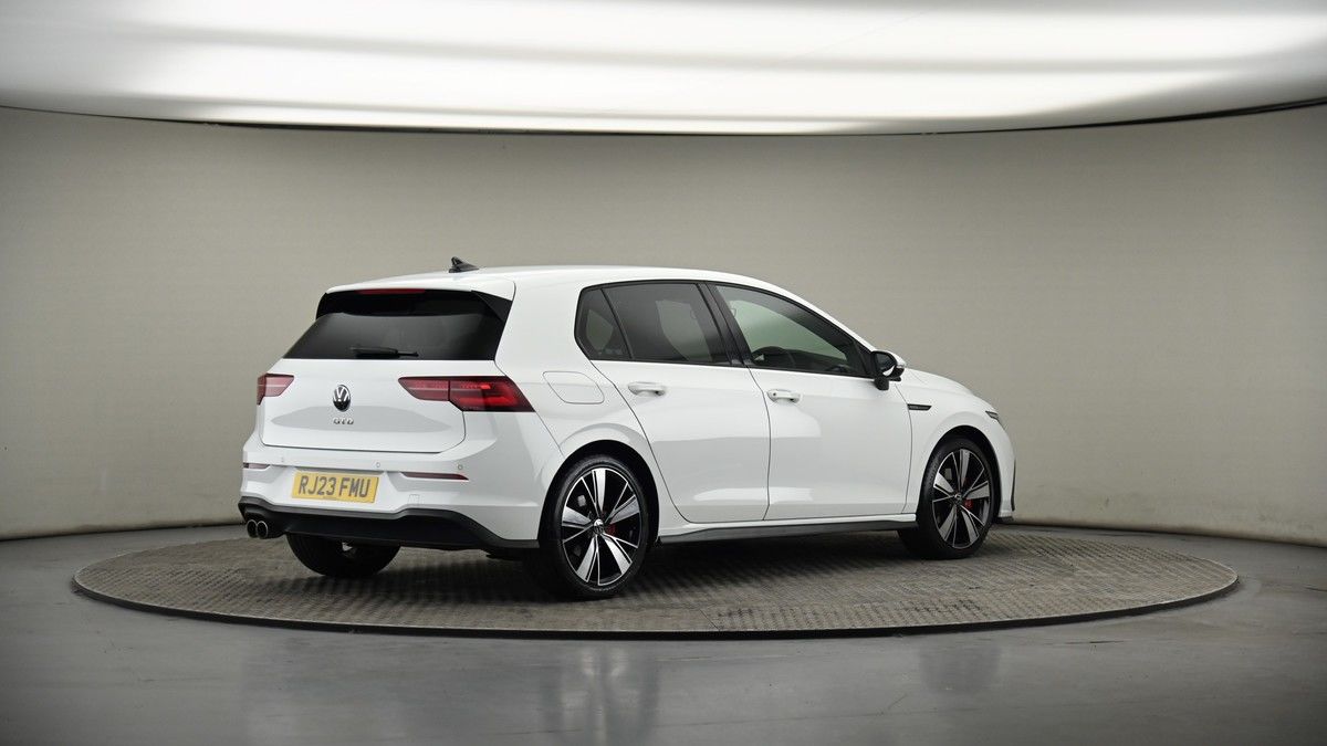 Volkswagen Golf Image 7