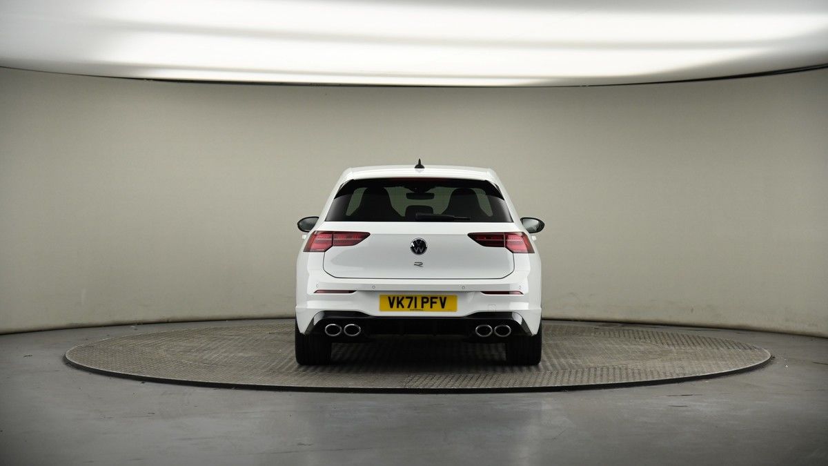 Volkswagen Golf Image 16