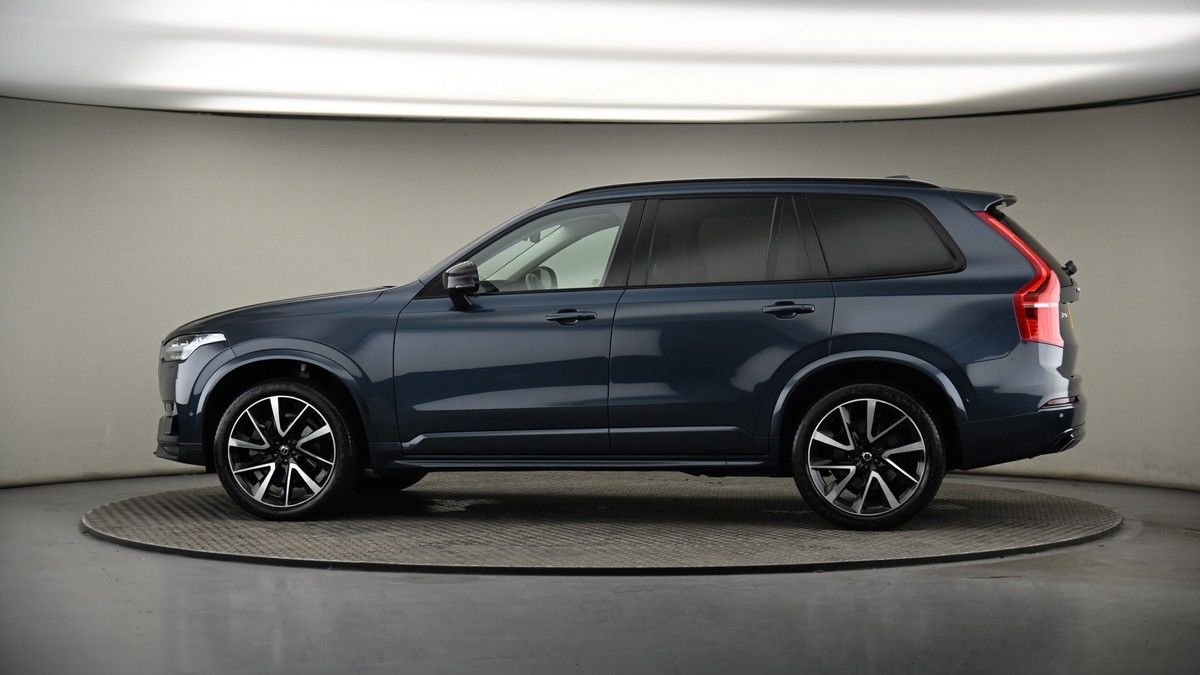 More views of Volvo XC90