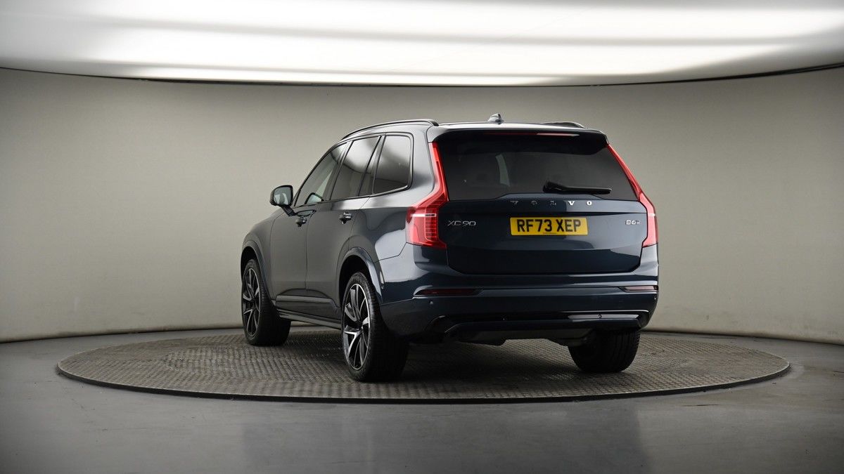 More views of Volvo XC90