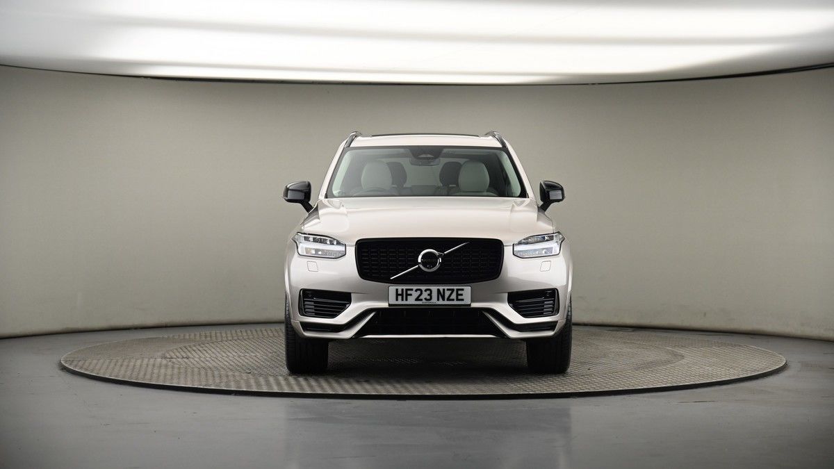 Volvo XC90 Image 18