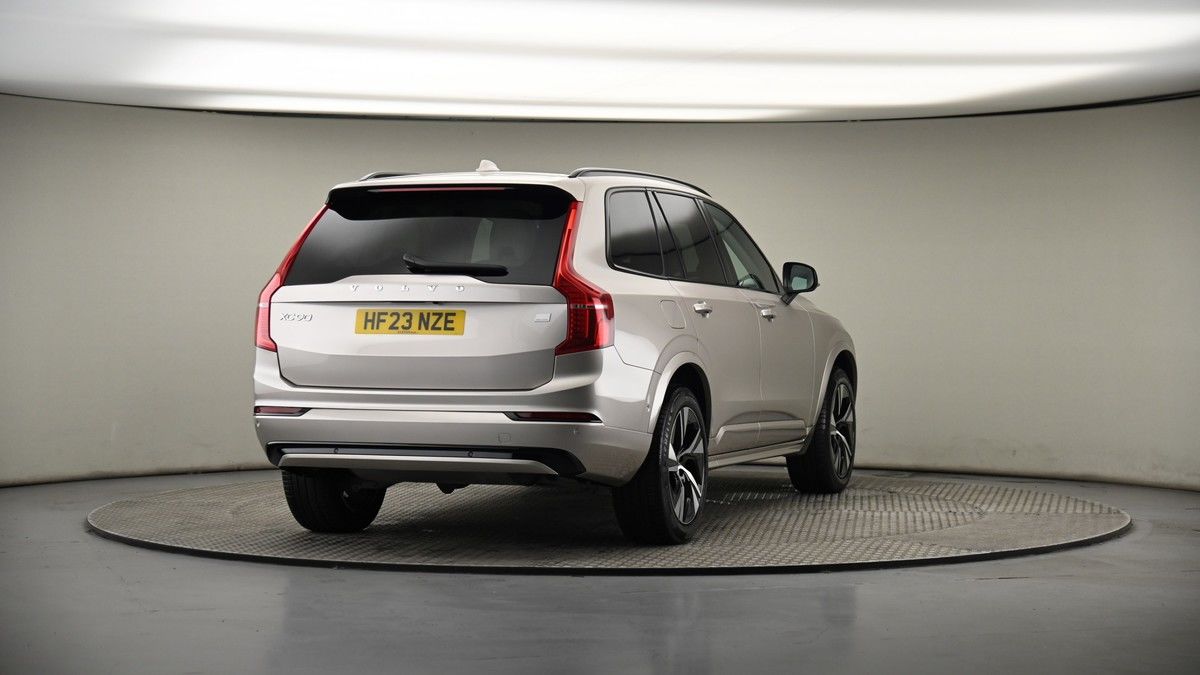 More views of Volvo XC90