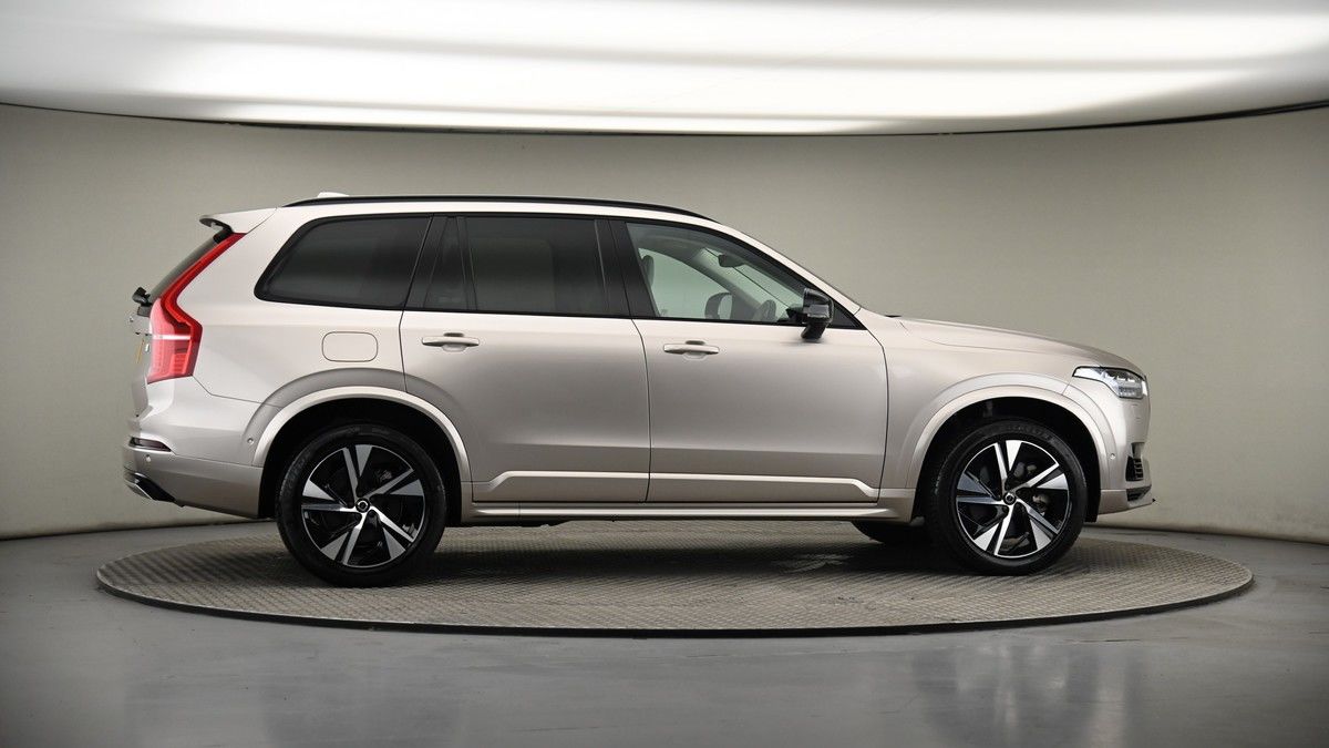More views of Volvo XC90