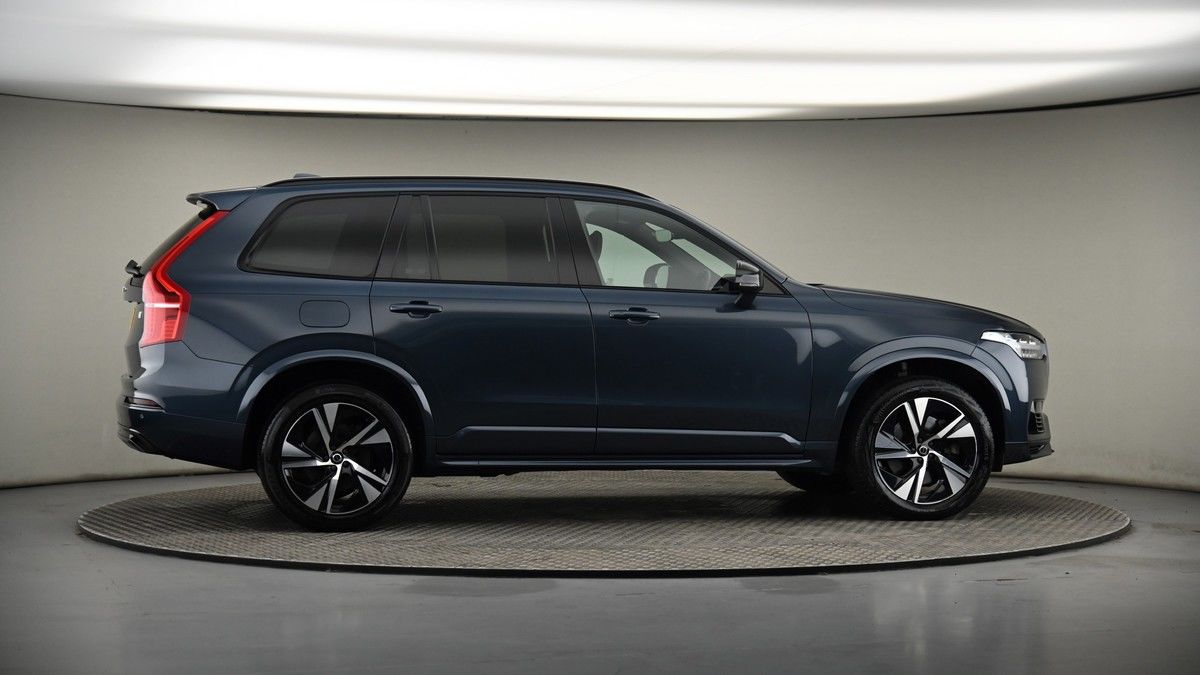 More views of Volvo XC90