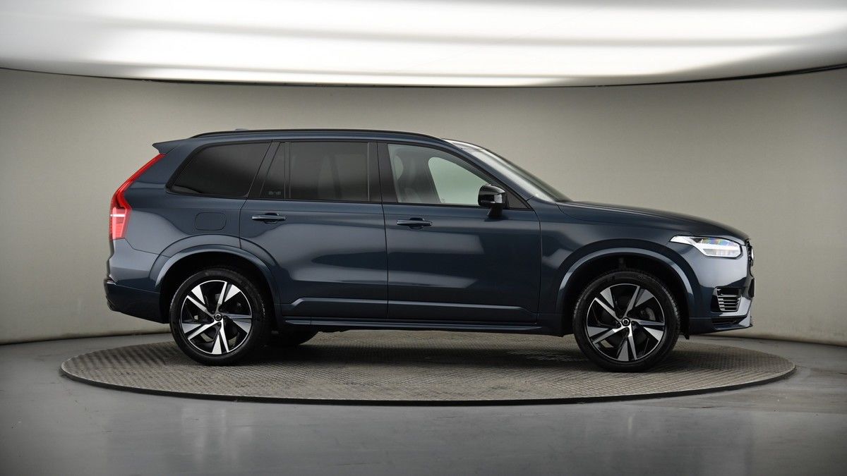 More views of Volvo XC90