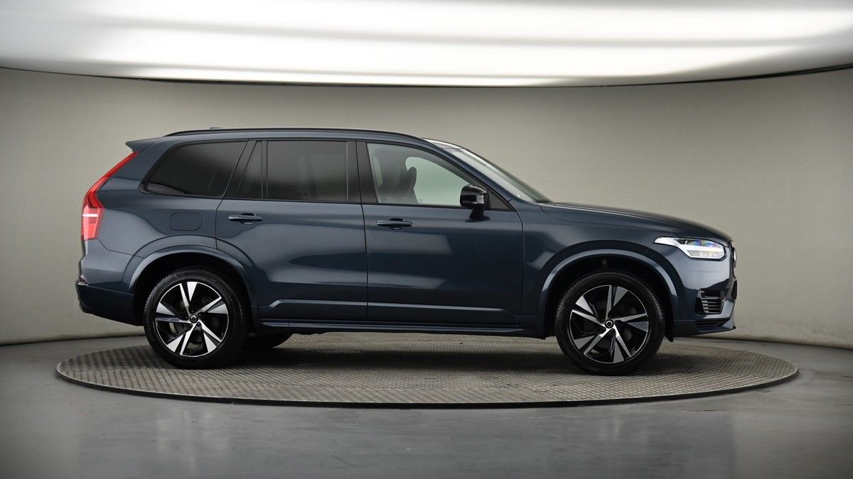 More views of Volvo XC90
