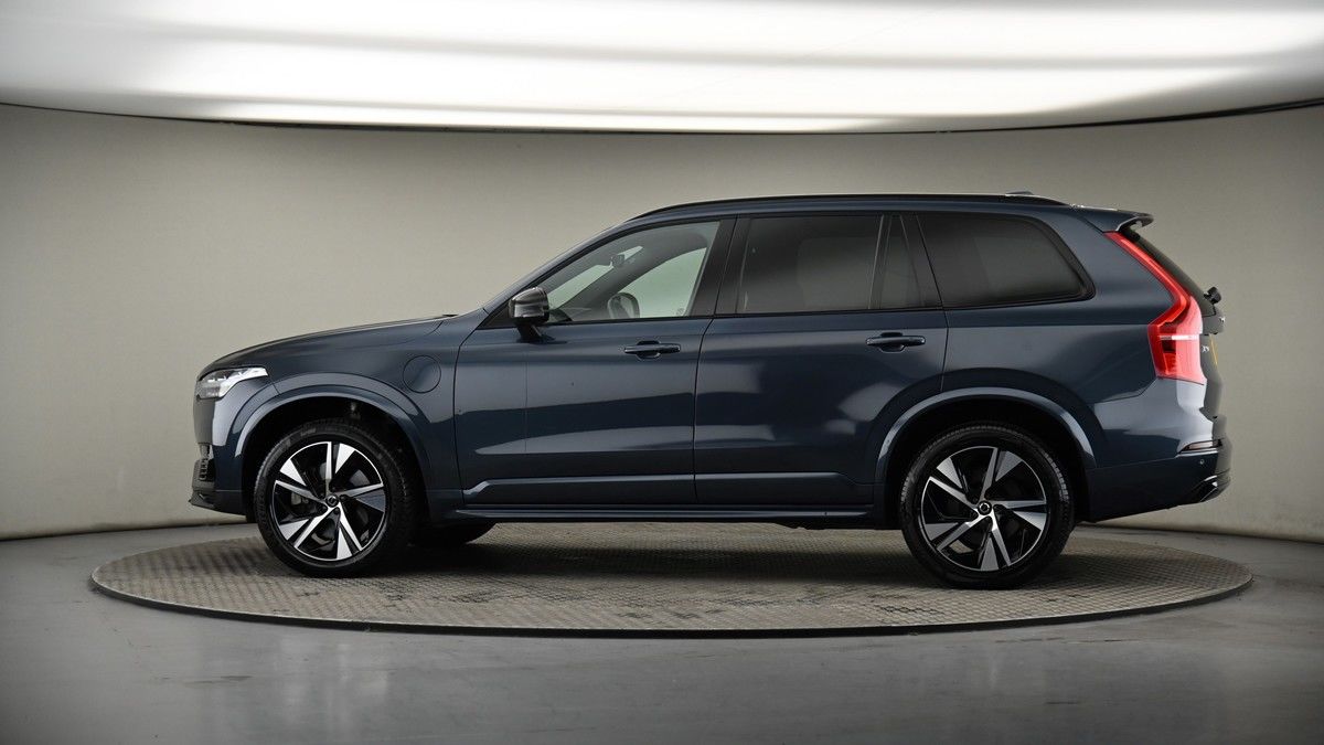More views of Volvo XC90