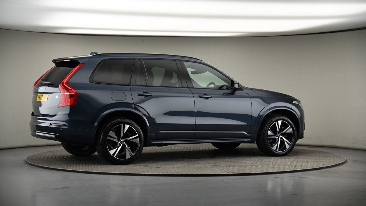 More views of Volvo XC90