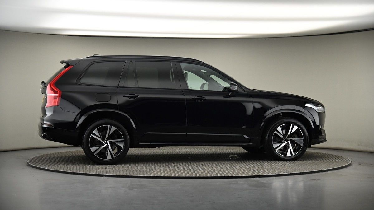 More views of Volvo XC90