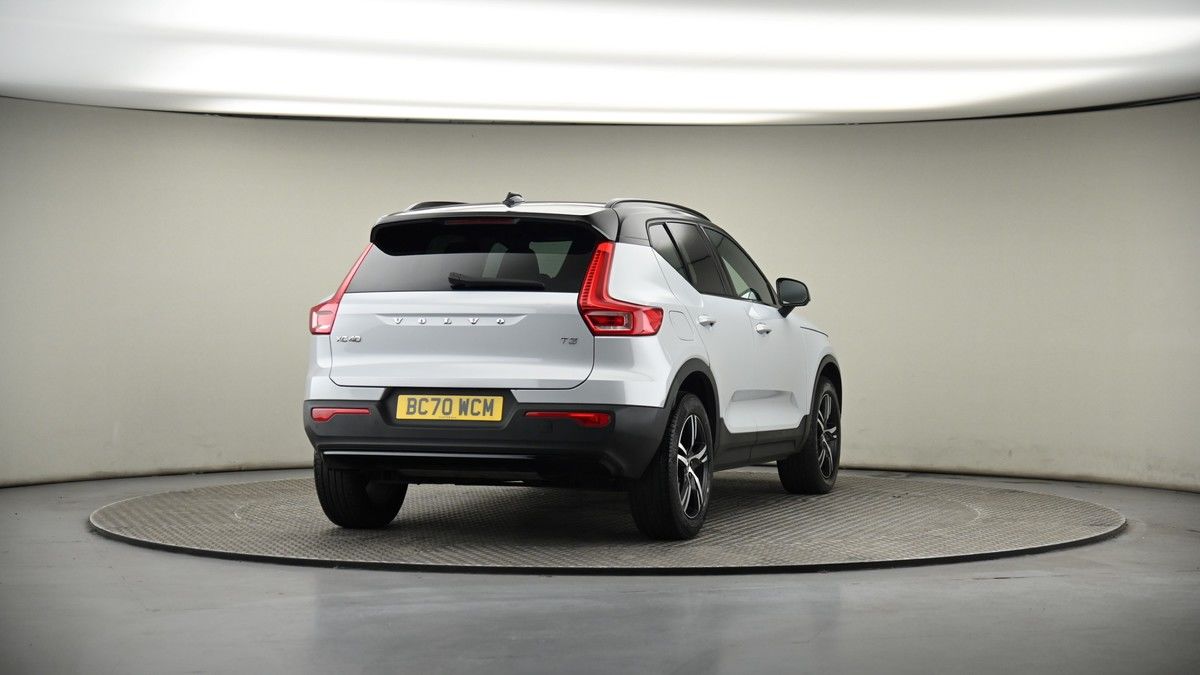 More views of Volvo XC40