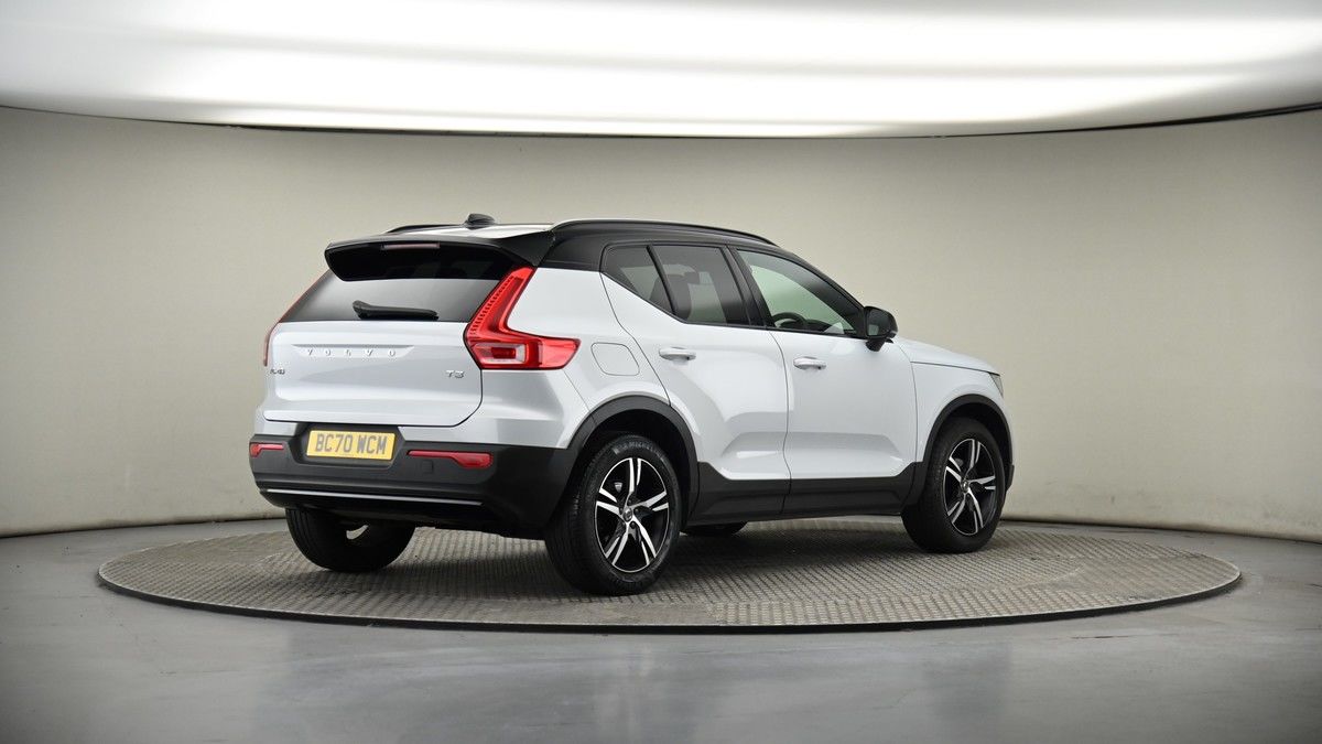 Volvo XC40 Image 6