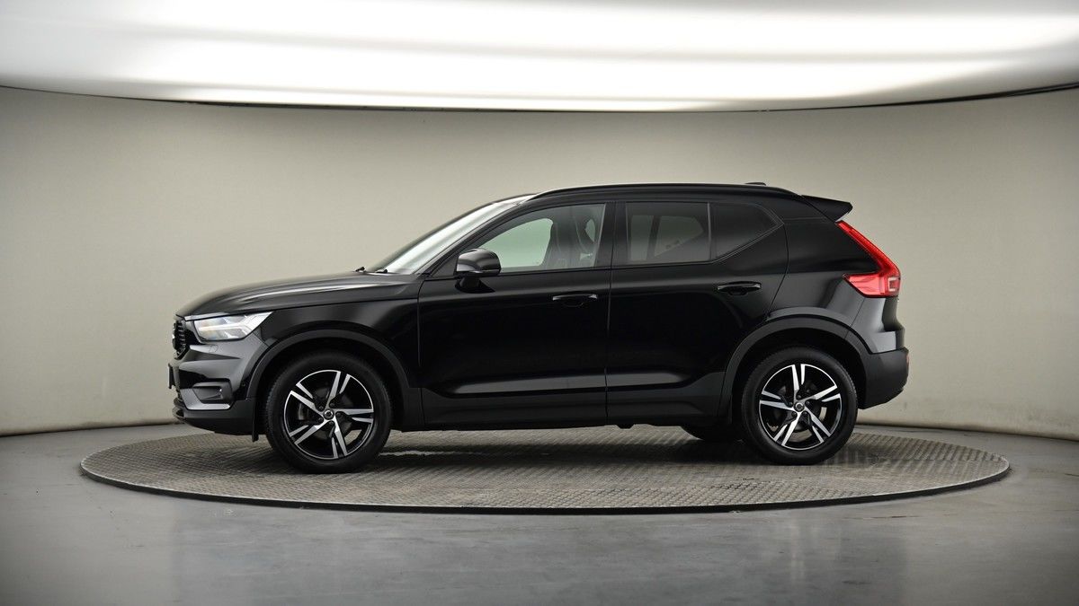 More views of Volvo XC40