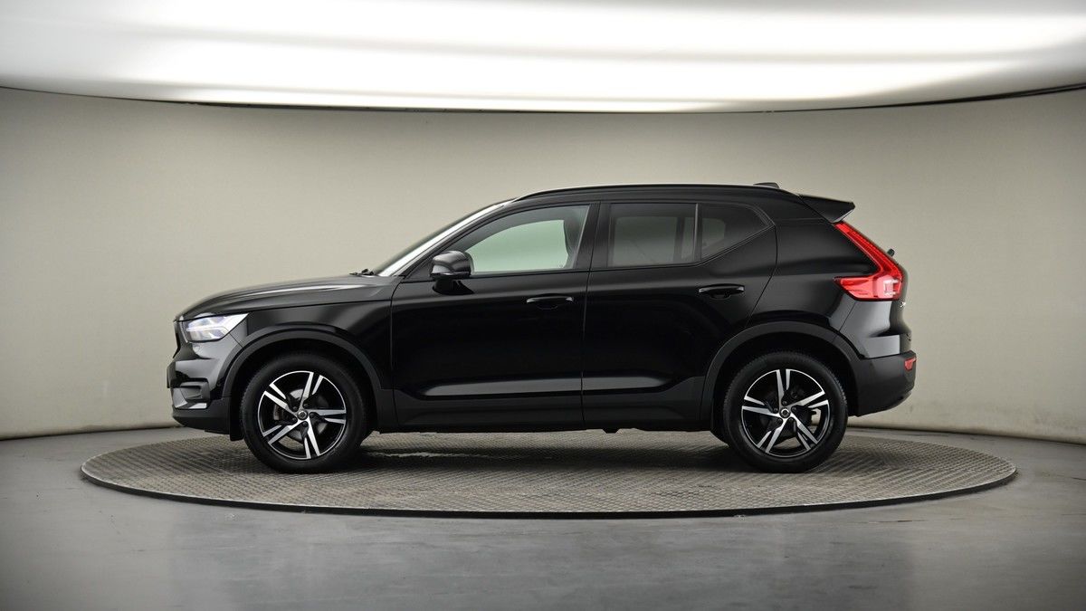 Volvo XC40 Image 19