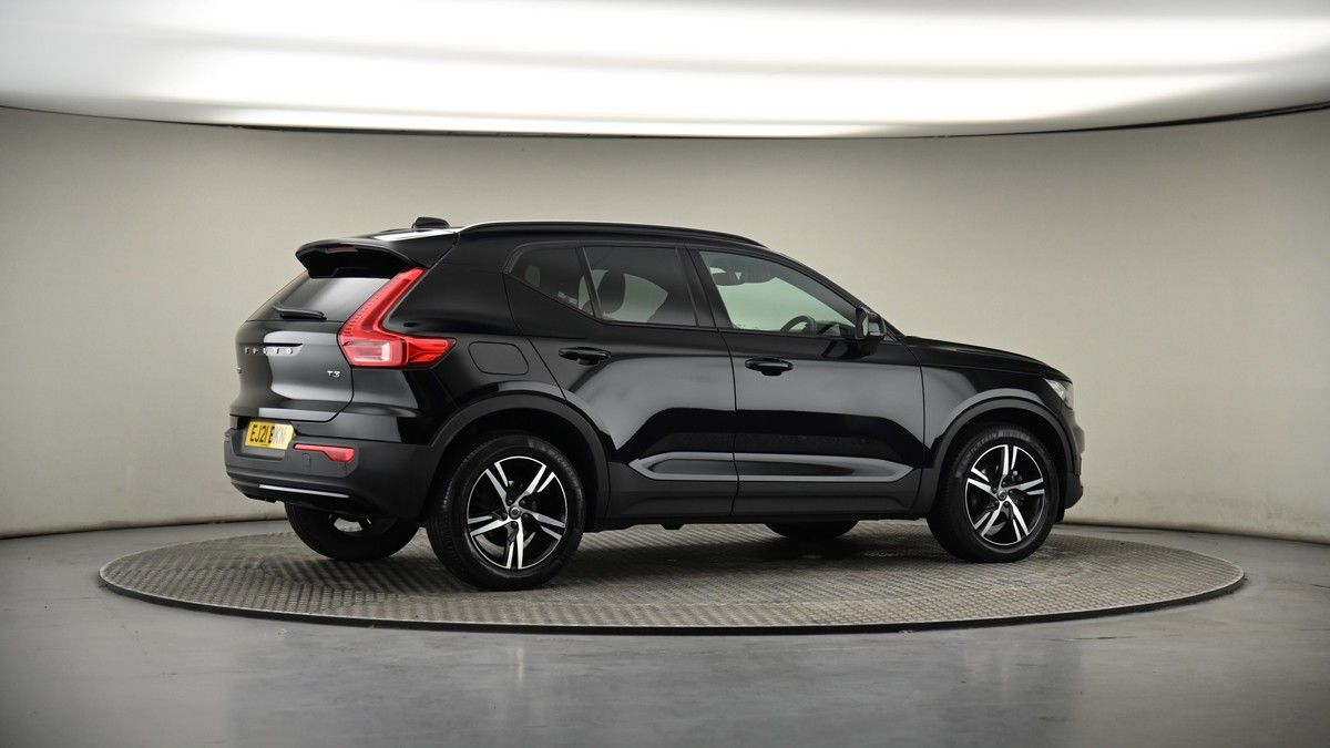 More views of Volvo XC40