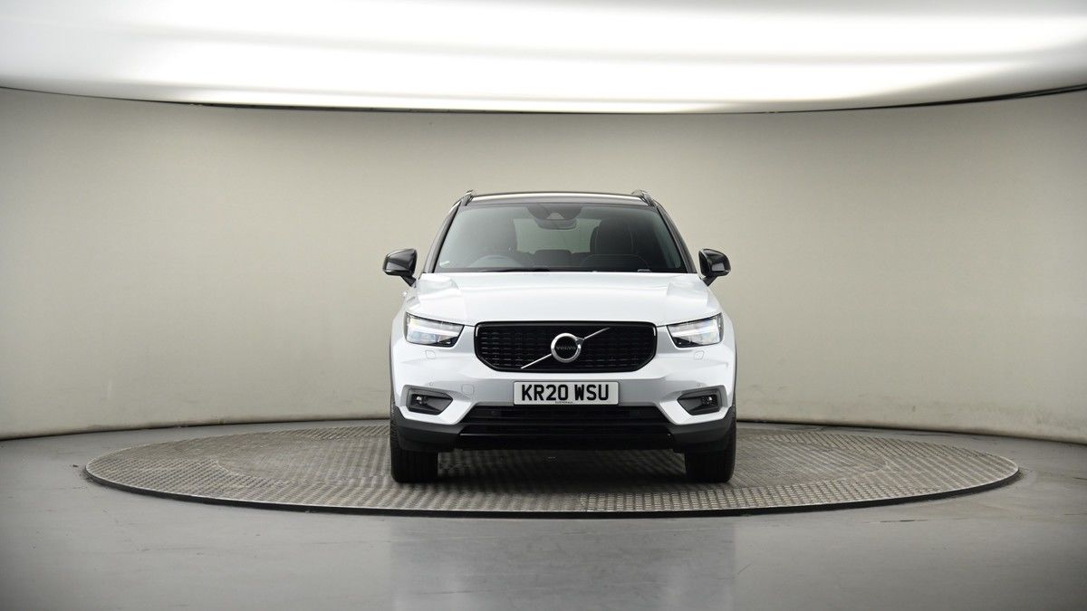 Volvo XC40 Image 17