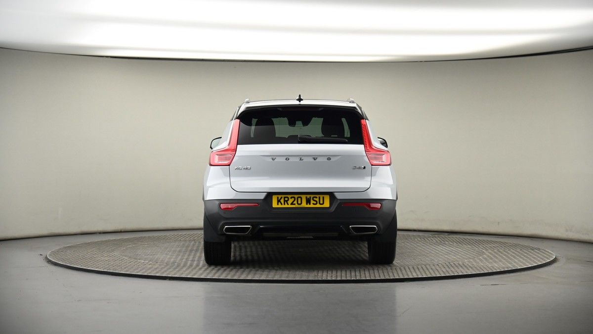 Volvo XC40 Image 16