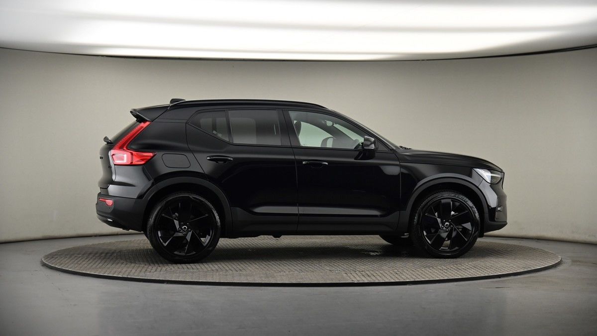 More views of Volvo XC40