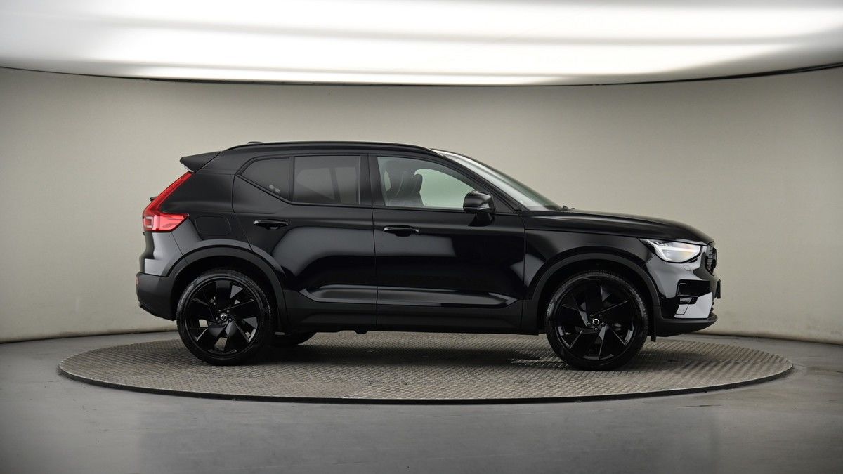 More views of Volvo XC40