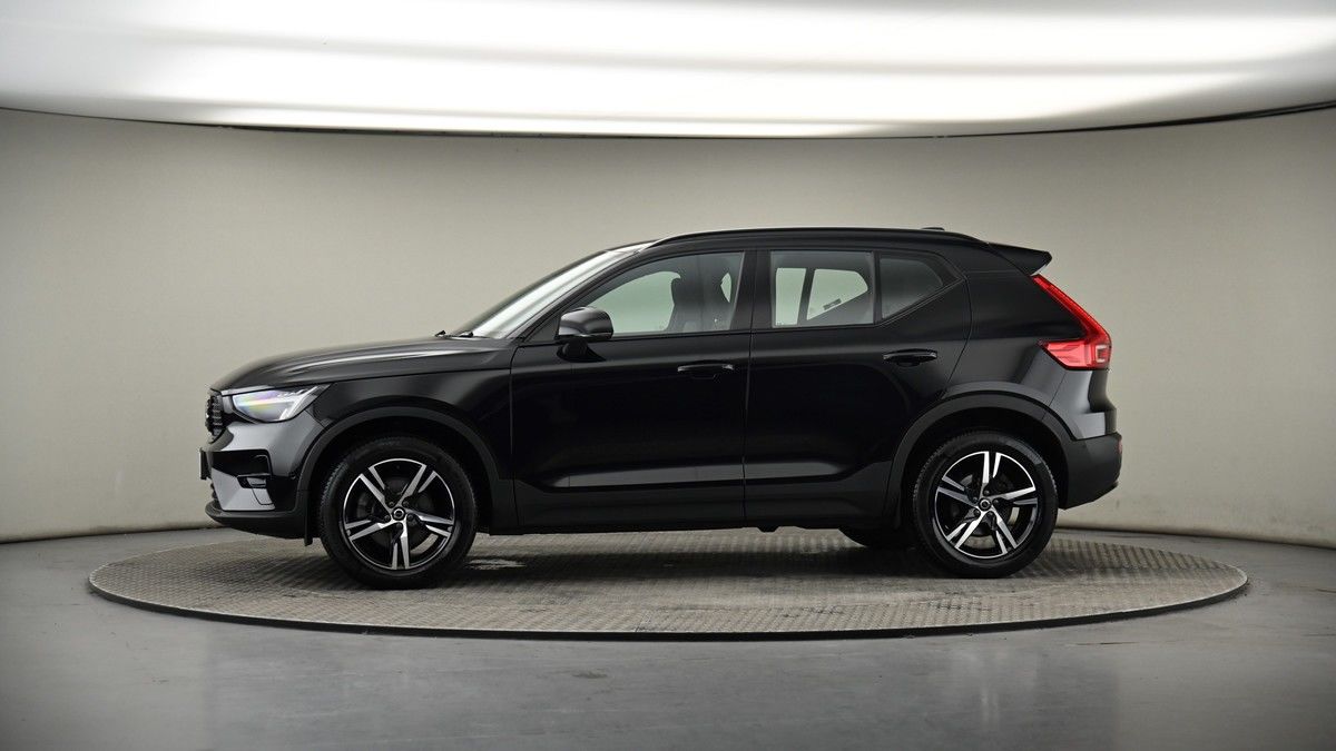 More views of Volvo XC40