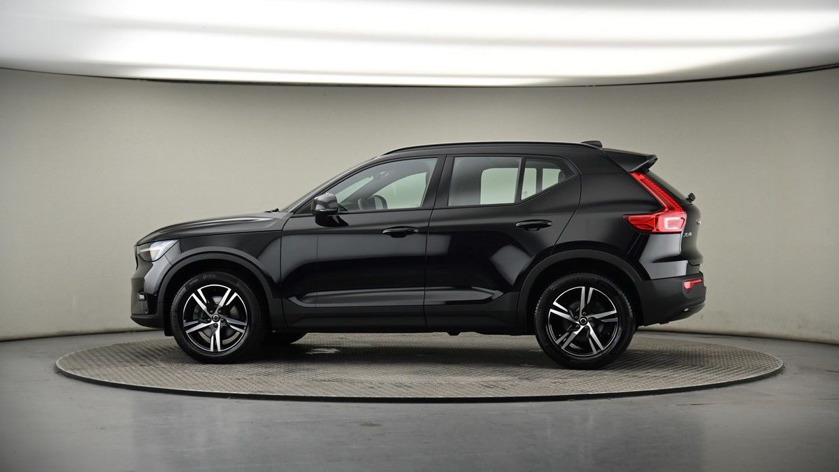 More views of Volvo XC40