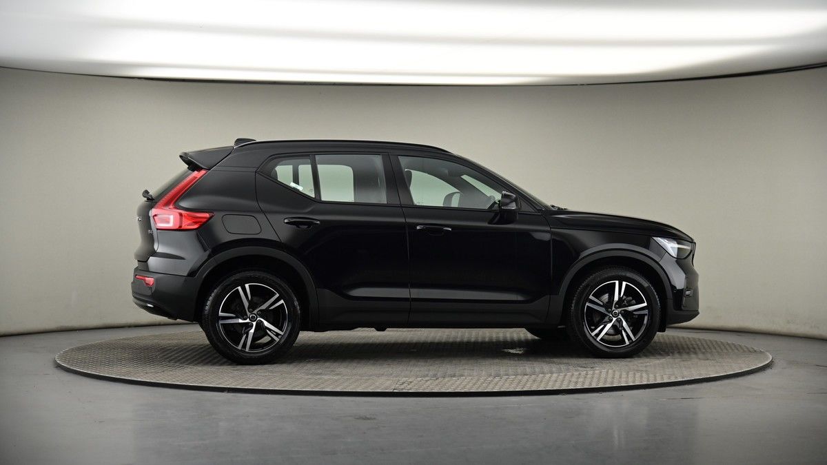 More views of Volvo XC40
