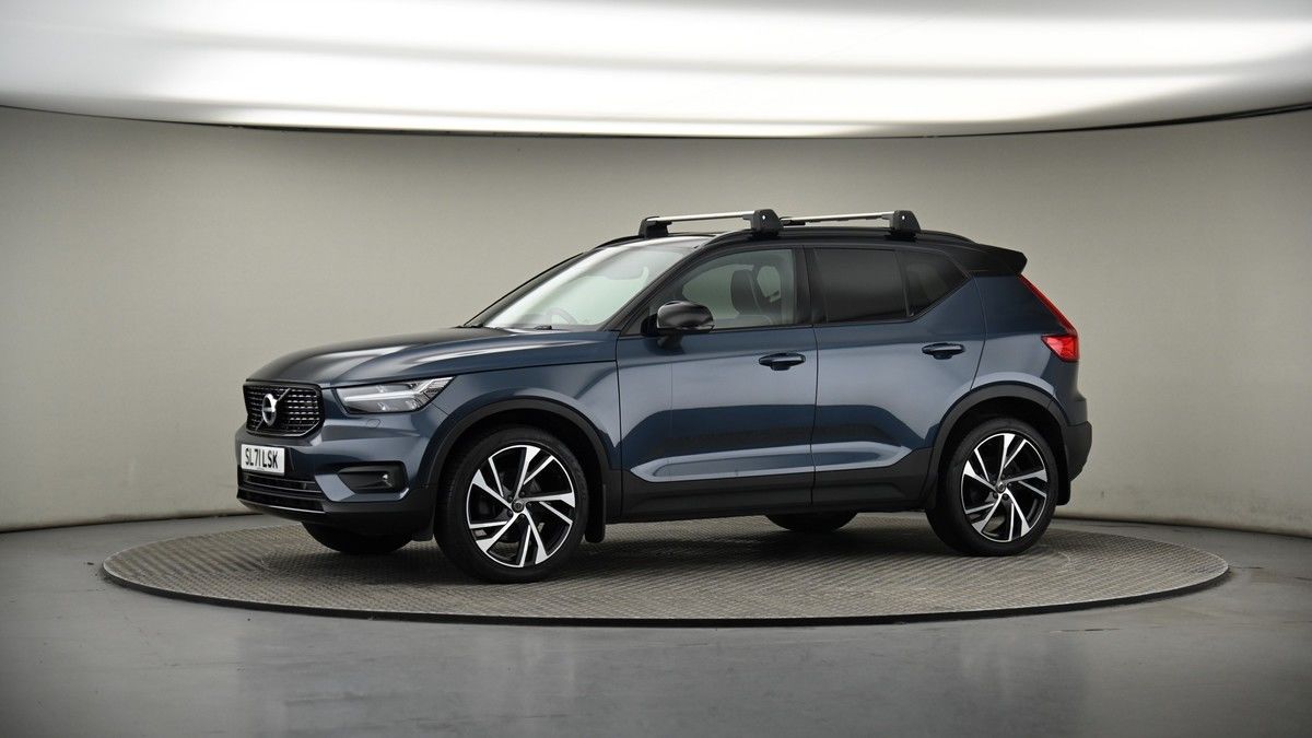 More views of Volvo XC40