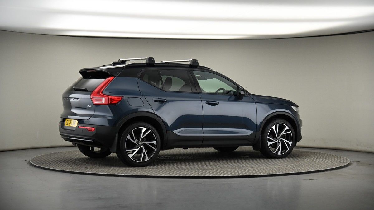 More views of Volvo XC40