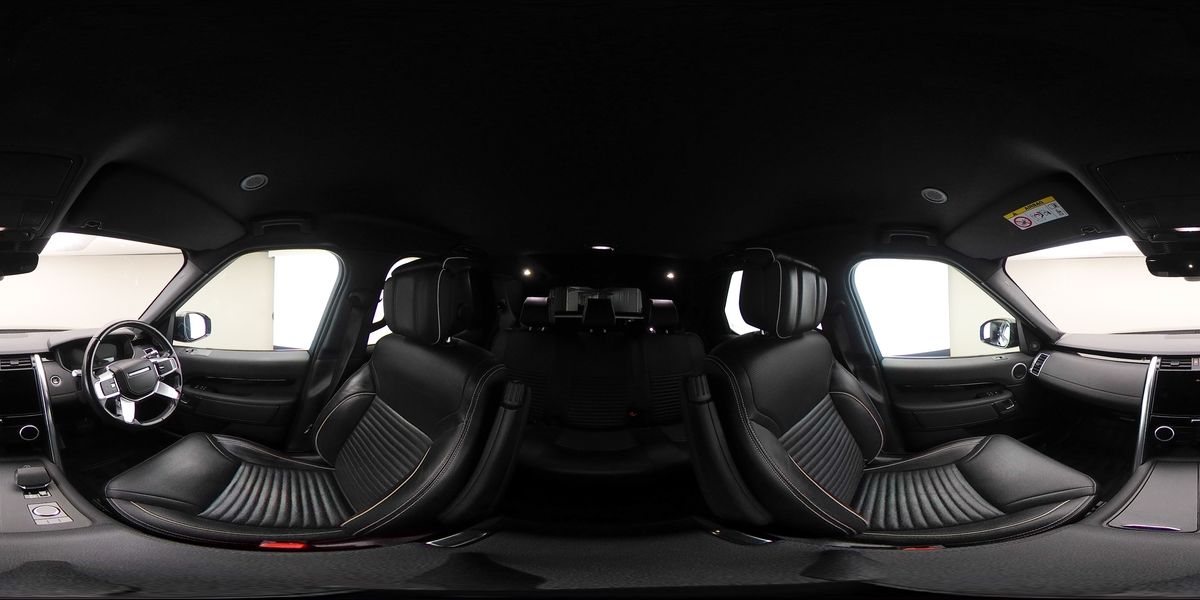 More views of Land Rover Discovery