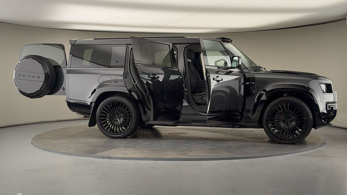 More views of Land Rover Defender 130