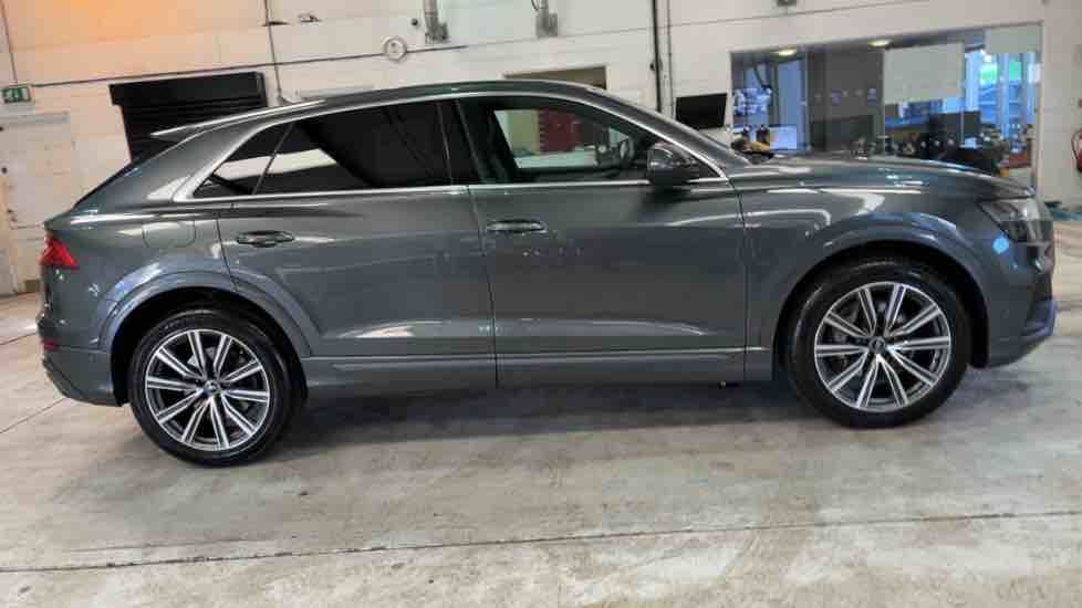 More views of Audi Q8