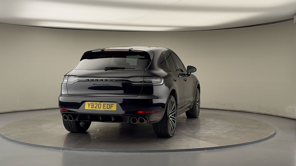 More views of Porsche Macan