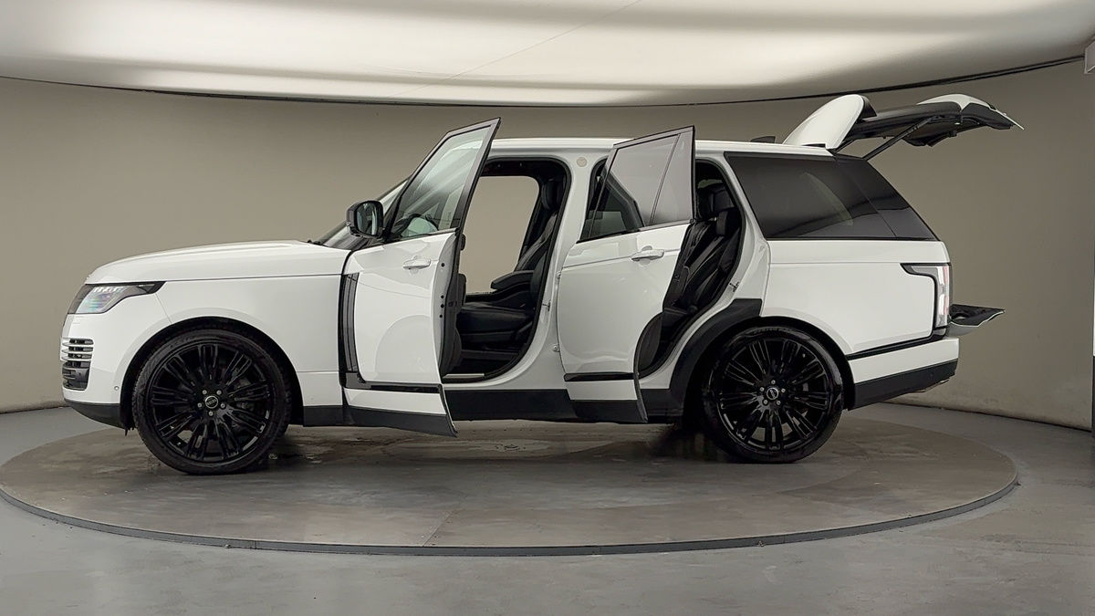 More views of Land Rover Range Rover