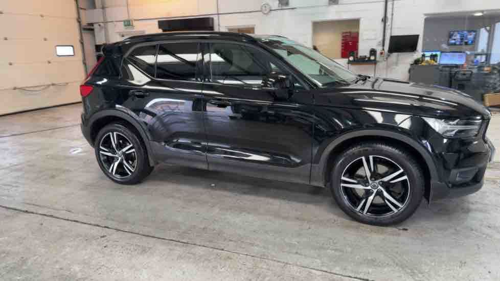 More views of Volvo XC40