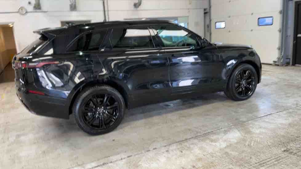 More views of Land Rover Range Rover Velar