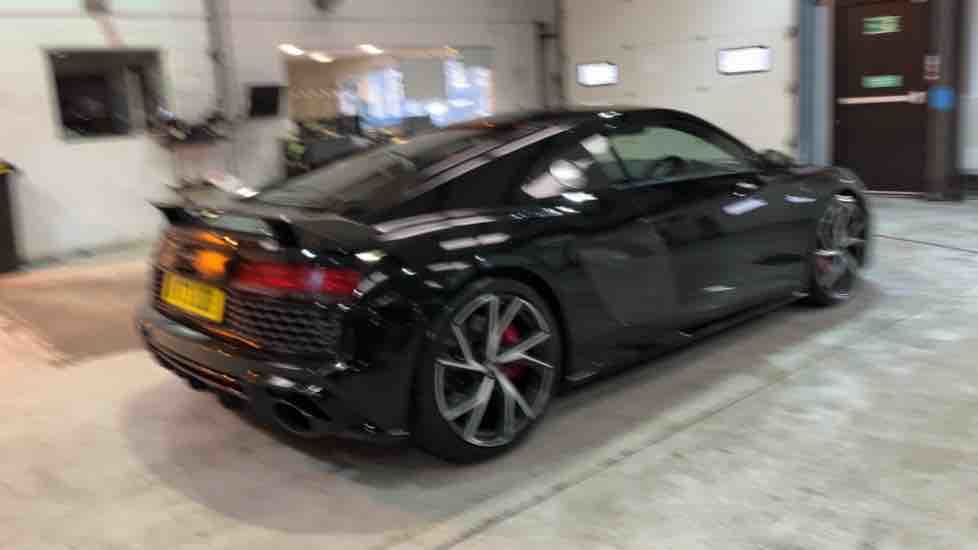 More views of Audi R8