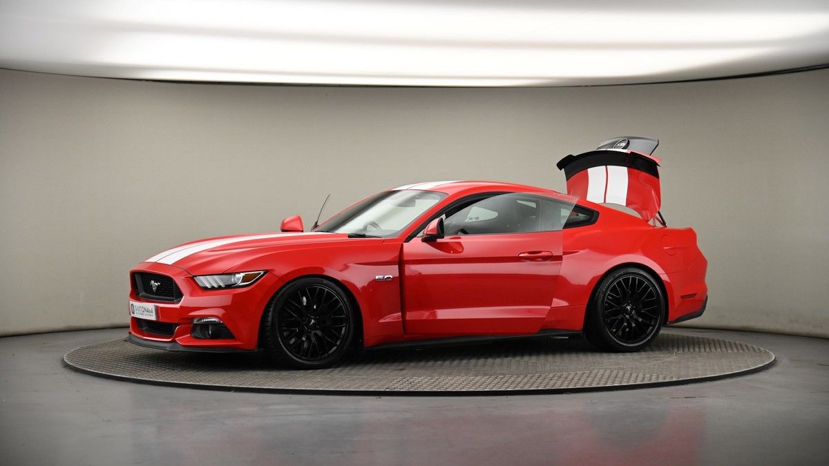 More views of Ford Mustang