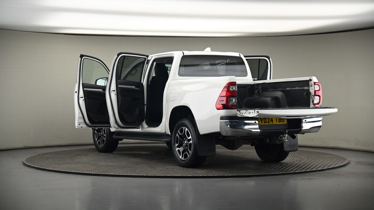 Toyota Hilux Image 7