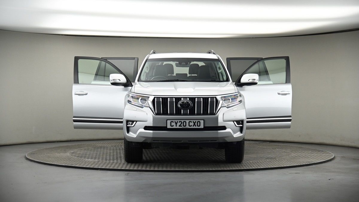 More views of Toyota Land Cruiser