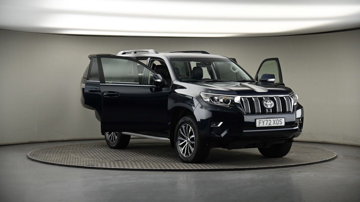 More views of Toyota Land Cruiser